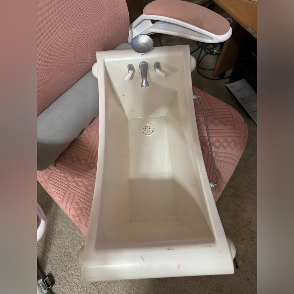 American girl bubble tub for 18” doll